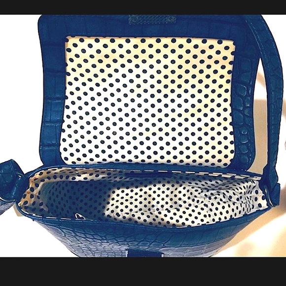 🌸NWOT Madden Girl Navy Faux Croc Crossbody Bag🌸 - Picture 12 of 14